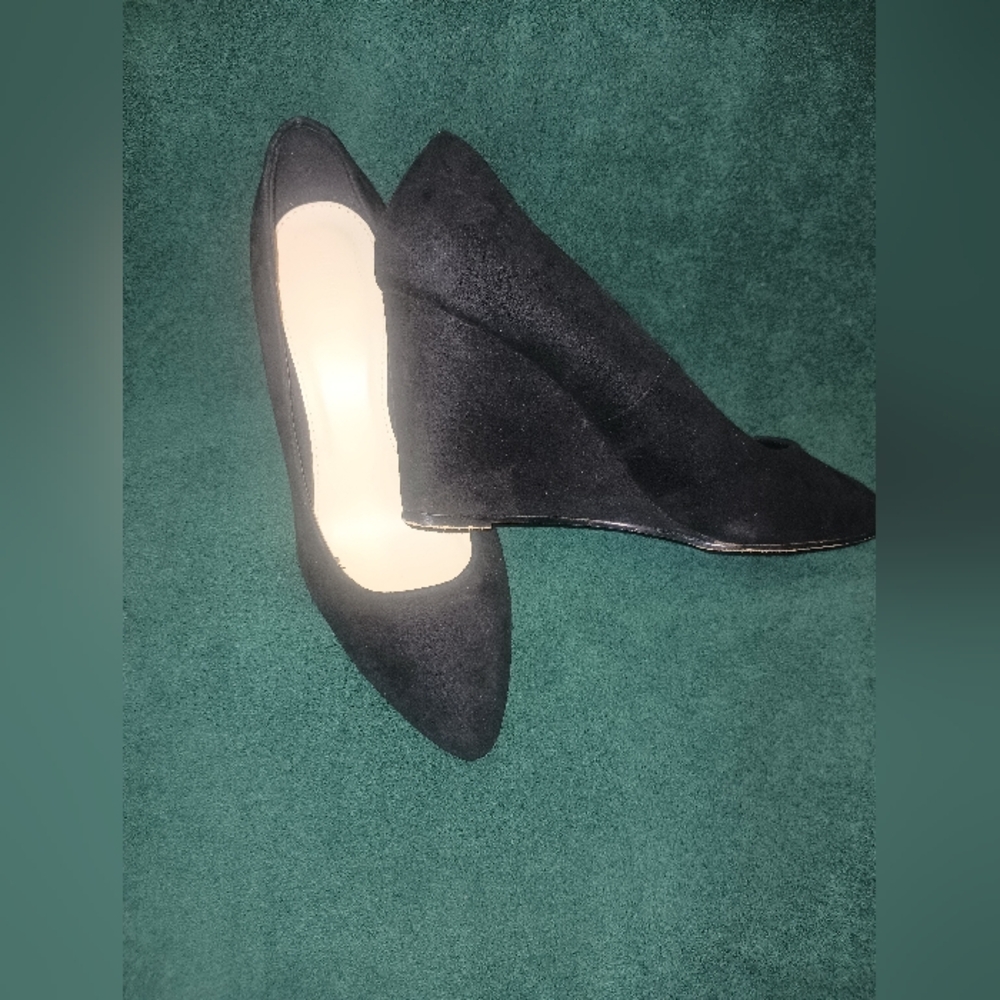8.5 Black Sued Wedges Forever 21,Heels,